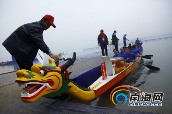 �������л����������պ��ֶӽ���500�װ����