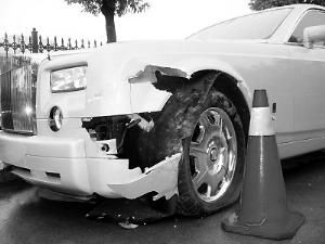 ίԱ���ʽ�ǿ�գ�ҽ�Ʒ��⳥��ײ�˲���ײ����