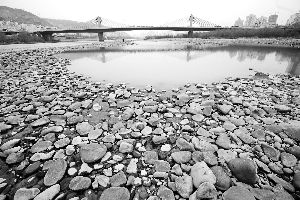 ����Ͽˮ�⡰����ƺ����ݶΡ�¶�ס�