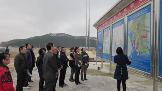 ������������չ������˼·���Ʒ�չ������