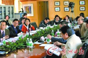 ���ƽ�ʦ�������롱����У��ְ����