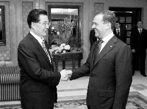 ������ϯ�����εִ��µ����ϯ��ש�����쵼�˵��Ĵλ���