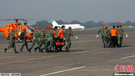 ӡ��23�����ƽ���׹�ٿͻ�45������������