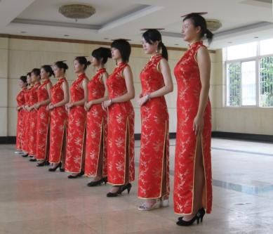 礼仪之美,上海礼仪庆典公司谈礼仪小姐与专业