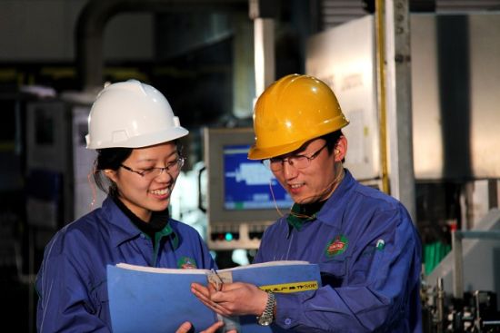 青啤公司荣获2012年度山东省首届最佳雇主称号