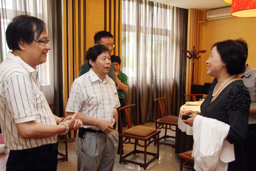 Ӣ������������������ƶ�������������ó����