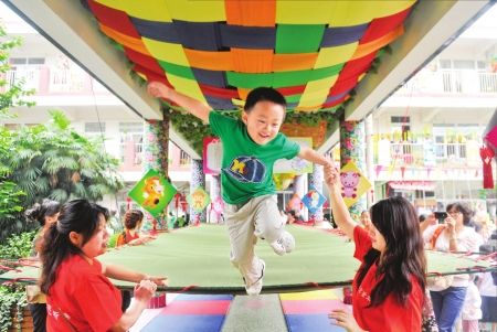 这个“六·一”没有表演敞开耍