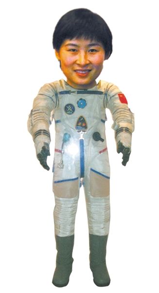 ������Ů����������