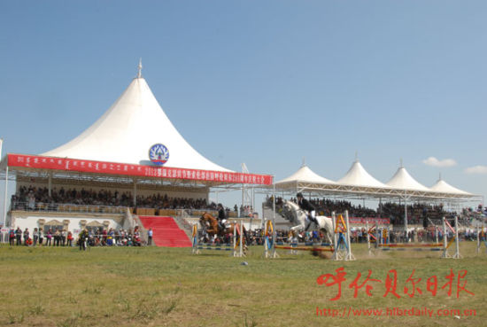 ���¿������Ⱥ�ڻ���ɪ����