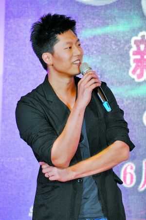 ��ɫҦ��VS��ɫ��һ��BR/��������㿴Ů�˵���ɫ