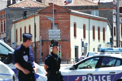 �����ӳ�ǹЮ��4��