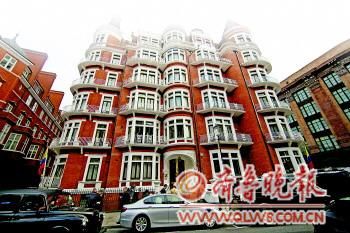 “维基揭秘”创始人躲进厄驻英使馆