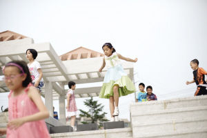 ���µ��Ĵ��˺���԰��԰ӭ��