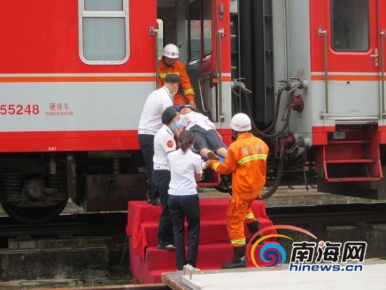 ���������ش�ͻ�������¼�Ӧ����Ԯ10��λ����