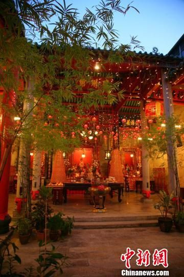 ���������ĳǺ��ϻ�ݸ�����󹬻�������