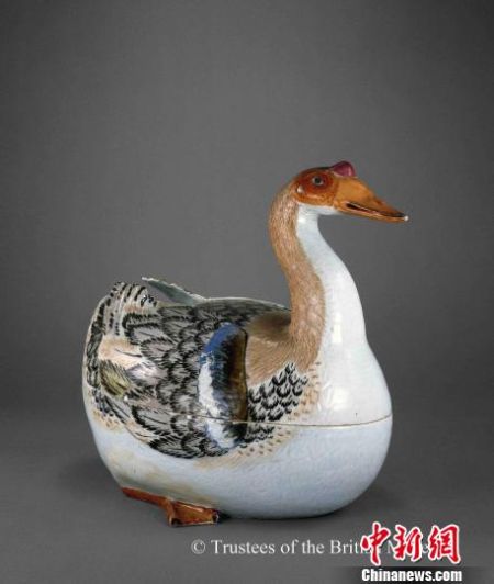 国家博物馆展出大英博物馆等精品瓷器