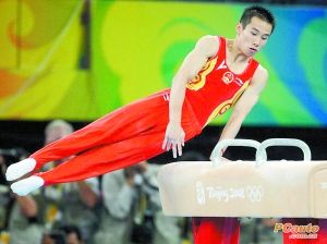 奥运冠军肖钦前女友BR/骗了文体明星近六千万