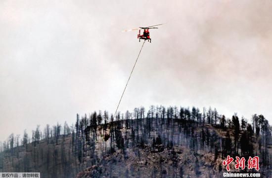 美国科州山火首次发现有1人死亡1人下落不明