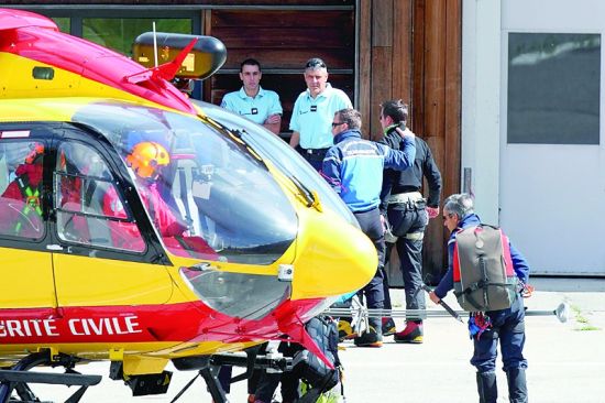 ������˹ɽ������ѩ��