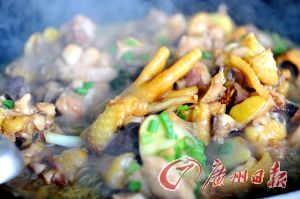 ˫��ˮƯ�׼�צ����150��