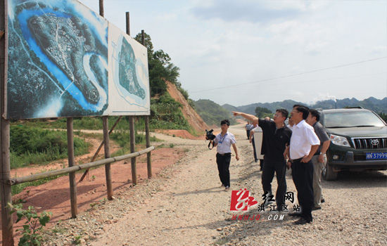 �齭����ί��ǵ�С�����ص㹤����Ŀ������е���