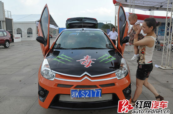 ��չ���֡���������չ����ֱ�����