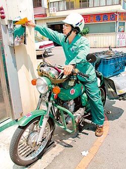 17年前旧址查不到台邮差费尽心思“使命必达”