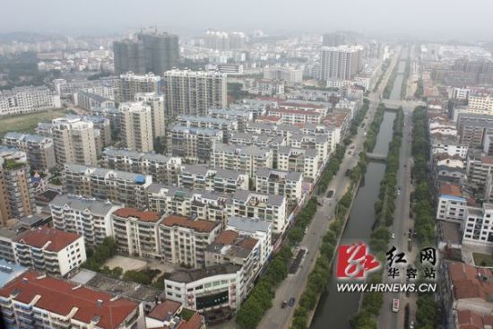 《飞越洞庭》栏目组在华容县航拍