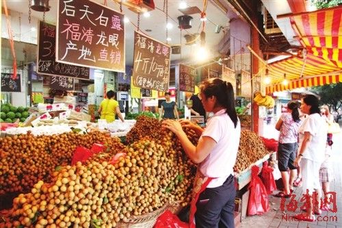 秋波送爽多情山水迷人眼