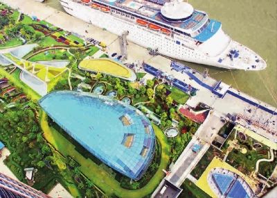 北外滩落下“一滴水”老码头泊上新邮轮