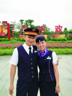 ������ɫͬ����Բ