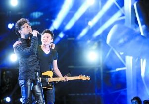 ��ý������ʤ���к�ĻBR/���ǽ�Ŀ�����̵Ķ��ӣ�