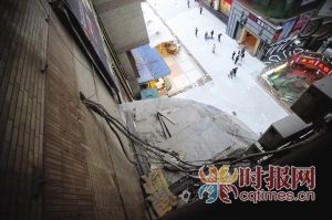 男友:我拉住了她3秒钟,
