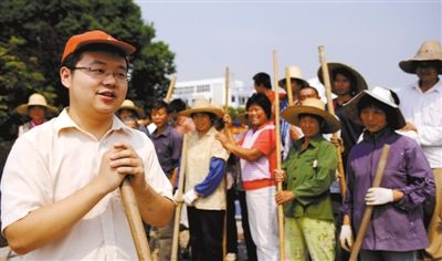 “做实在事情,才能让百姓满意”
