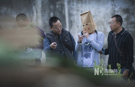 灭门奸杀案:一个被砍死一个被割喉另一个疑似奸杀