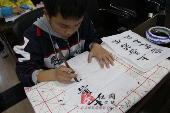 ���������Ļ��조ʮ�˴��ƽ�һ��ѧ��ī����У԰