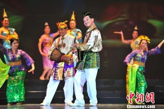 全国华侨农场文艺汇演在兴隆举行东南亚风情尽显