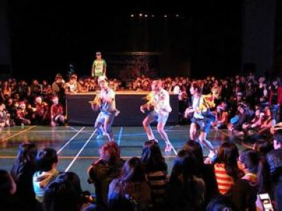 台湾一大学"末日"前办派对校长称作业照样交