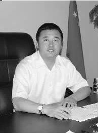 辽宁省瓦房店市市委常委,政法委书记 谢德洋