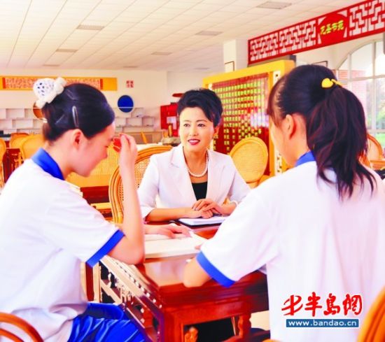 育才初中新组教师团队 老中青互助结构合理