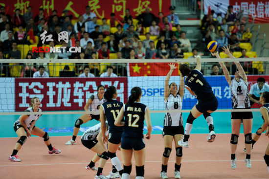 世锦赛预选赛:中国女排3比0轻取新西兰暂居第