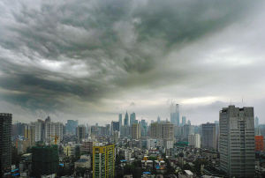 广州今晨下了冰雹雨