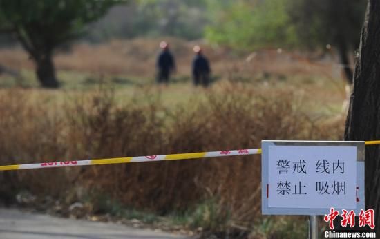 目击兰州自来水苯超标自流沟:油污覆盖恶臭刺鼻