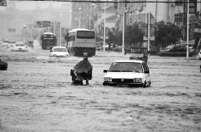 台风麦德姆横扫闽鲁赣 九江10万多人受灾 青