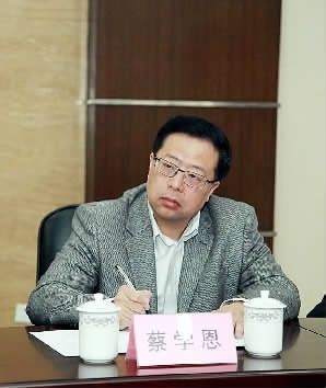 加强检察人员与律师协作