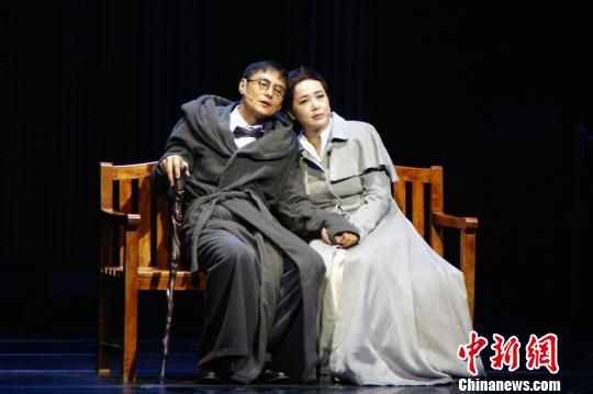 赖声川与契呵夫“灵魂对话” 蒋雯丽谈“恋爱”