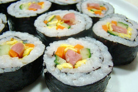 韩国紫菜包饭日本寿司 世界各地的人怎么吃米