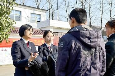 上海宝山区检察院检察官回访附条件不起诉涉罪