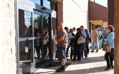 加州非法移民蜂拥申请驾照 需先通过驾照考试