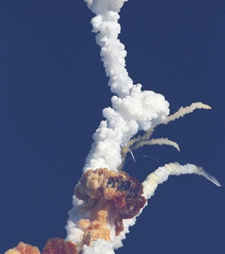 印度通信卫星运载火箭升空数秒突然爆炸(图)